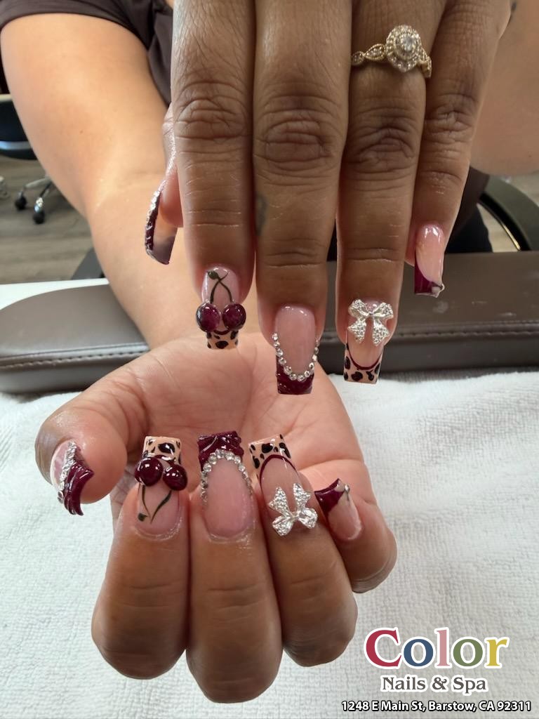 Color Nails & Spa